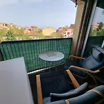 A Avec Terrasse Et Parking Prive - Fr-1-309-463 Апартаменты