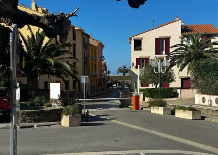 à Avec Terrasse Et Parking Privé - Fr-1-309-463 *